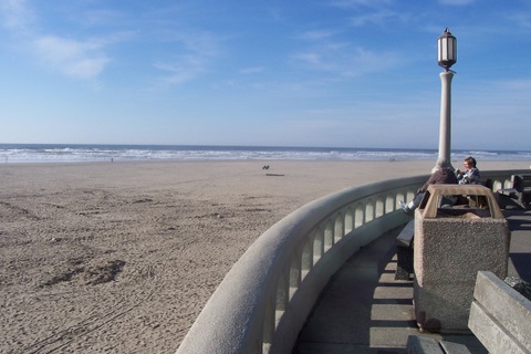 Here's a shot of the huge beach that's here at the Seaside Turnaround. It's known that Lewis and Clark visited here.